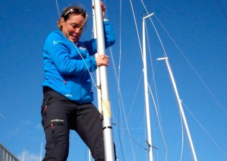 Paralympic Sailor First GB Athlete for Rio 2016 – wins bronze👏👏 Rio 2016 Paralympian sailor Helena Lucas MBE