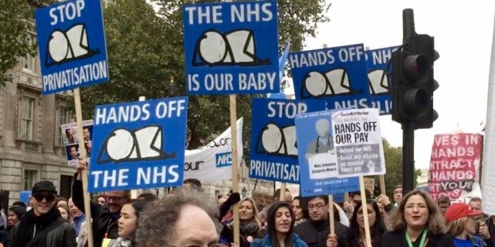 Junior Doctors protest filling London Streets