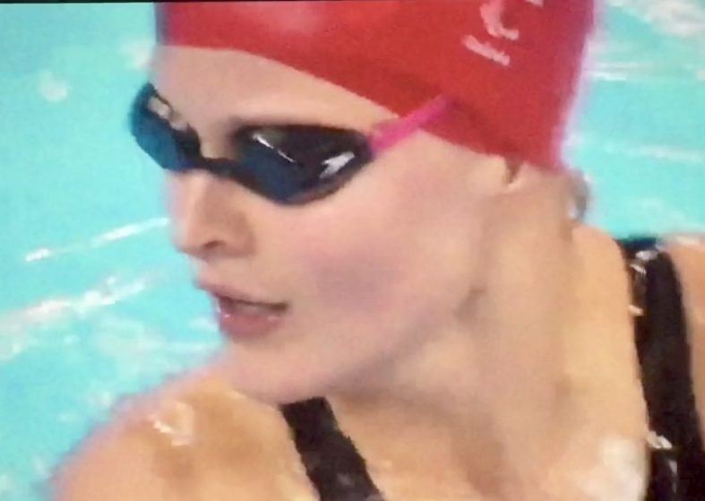 Hannah Russell Races to Backstroke Gold 👏👏 – great speed! Hannah Russell races to backstroke gold