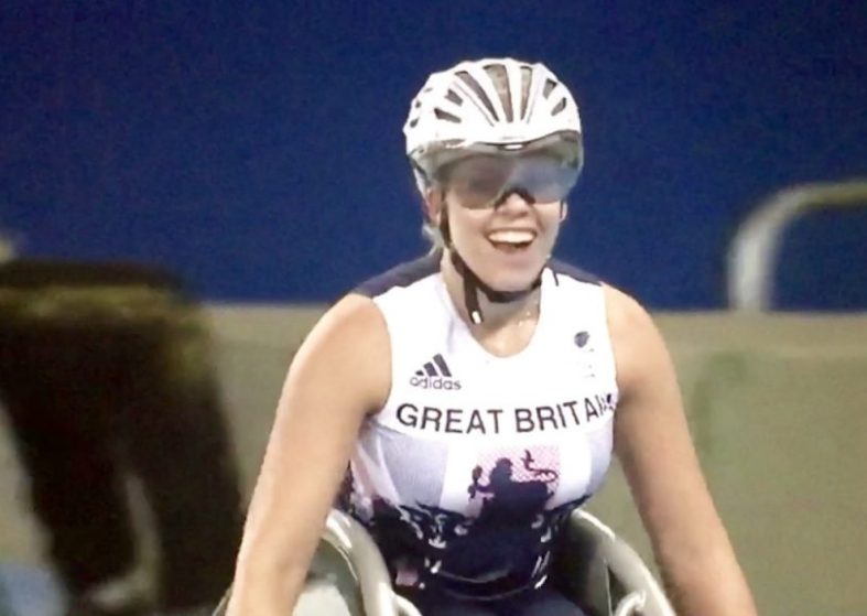 Hannah Cockroft seals golden hat-trick 👏👏 watch the race! Hannah Cockroft seals golden hat-trick