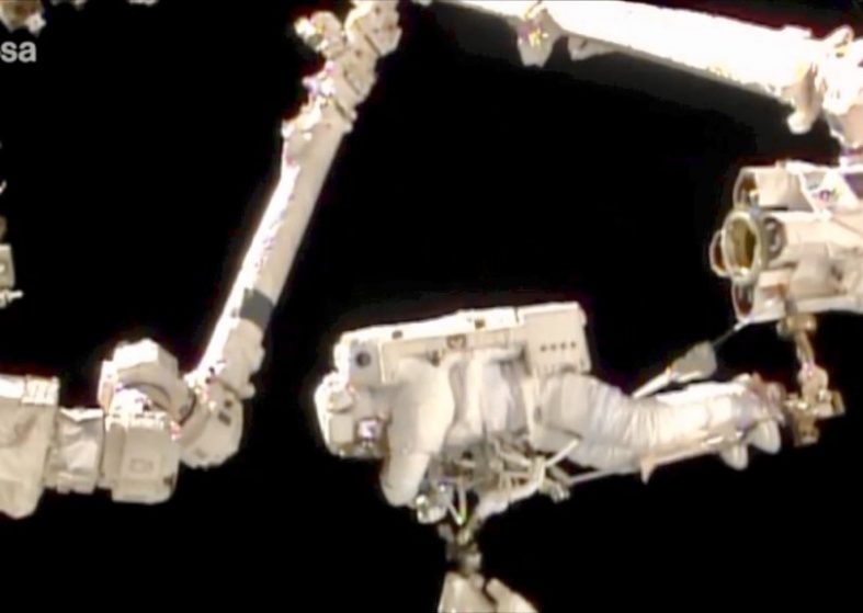 Thomas Pesquet Prepares for Spacewalk – fixing batteries Jan 13 Thomas Pesquet Prepares for Spacewalk