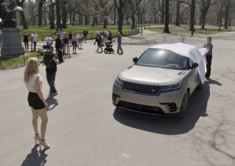 Ellie Goulding Drives New Range Rover Velar in New York – her kind of car Ellie Goulding Drives New Range Rover Velar in New York