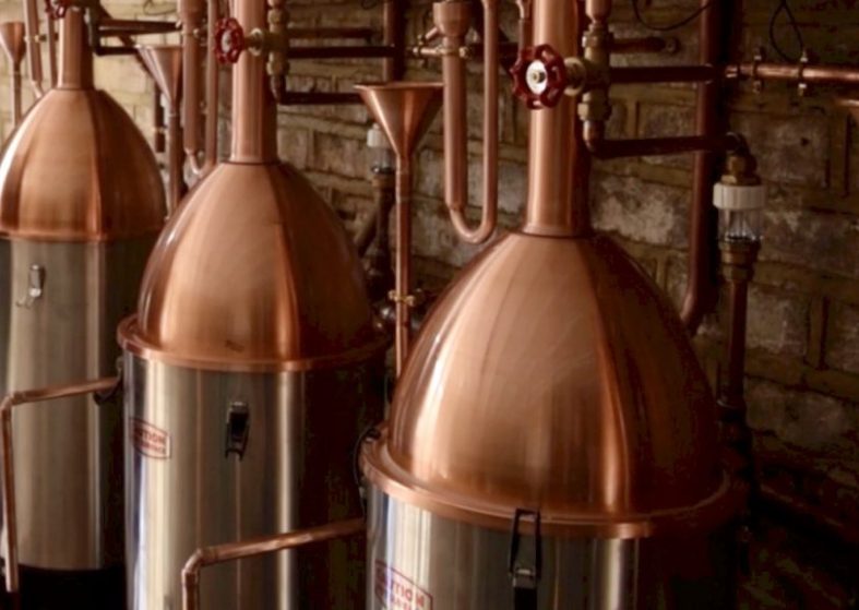 ‘Illicit’ London Gin Distillery Re-opens its Doors – 100 year old building 'Illicit' London gin distillery re-opens