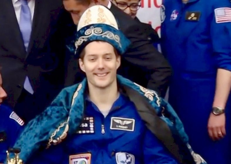 Thomas Pesquet Undocking and Landing – end of 6 month mission Thomas Pesquet Undocking and Landing