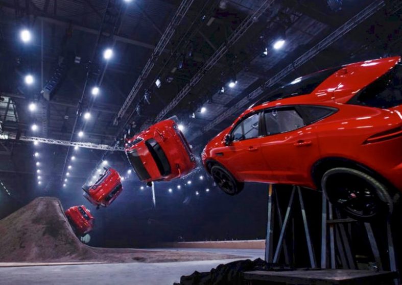 Jaguar E-Pace Wins World Record Breaking Stunt – epic barrel roll Jaguar E-Pace Wins World Record Breaking Stunt