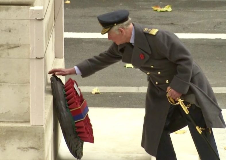 Remembrance Day LIVE Ended – Prince Charles lays wreath – Queen watches from balcony Remembrance Day LIVE
