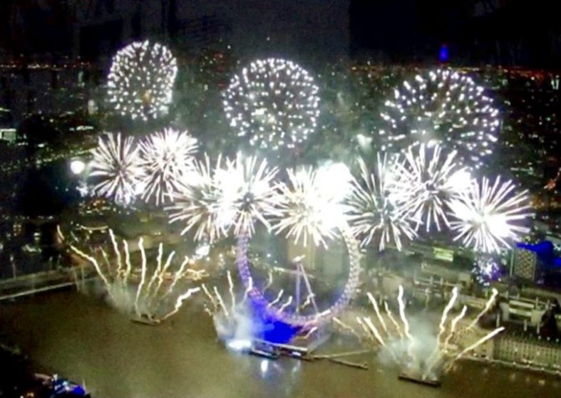 New Year’s Eve 2018! Watch again – spectacular fireworks as UK celebrated the new year🎉🍾 New Year's Eve 2018! Watch again