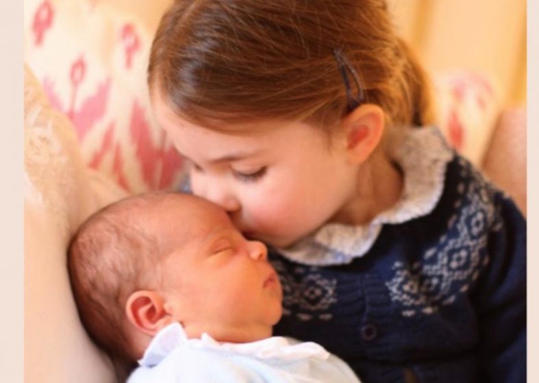 A Boy for Duchess of Cambridge and Prince William – HRH Prince Louis of Cambridge Princess Charlotte with Prince Louis