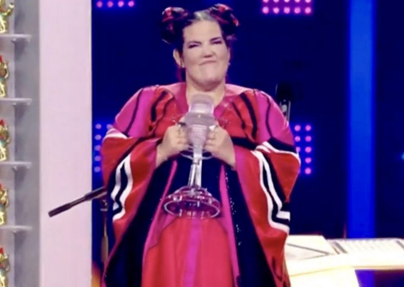Israel Wins Eurovision 2018 – the song TOY sung by Netta is about clucking chickens Israel Wins Eurovision 2018