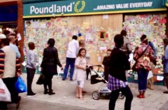 riots in Peckham creates Wall of Love