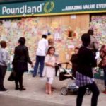 riots in Peckham creates Wall of Love