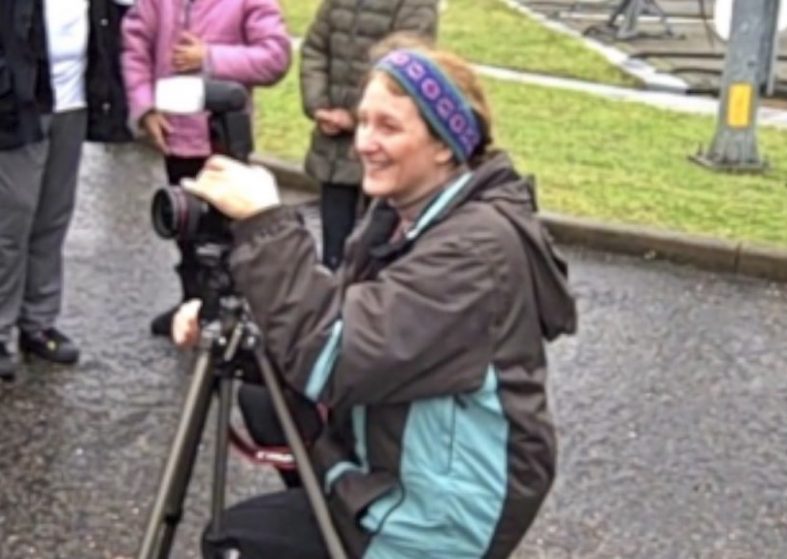 Longest Photo Record? – Guinness Book of Records Clare has a photo mission