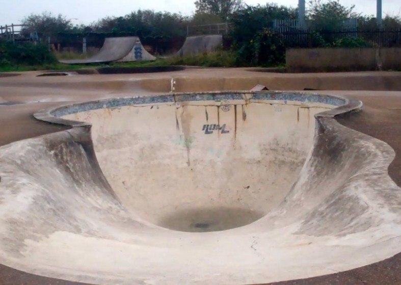 London Skatepark Gets Heritage Listed Status – The Rom Skatepark The Rom - The Pool