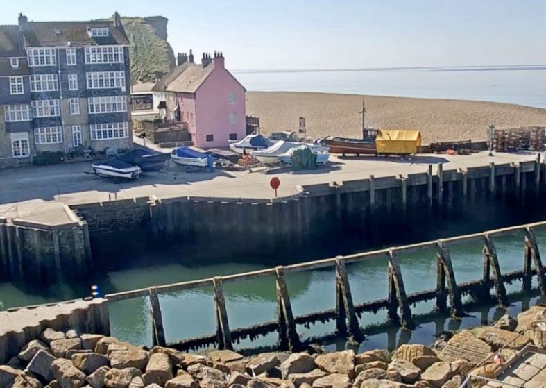 Bridport Harbour (West Bay) Live – be impressed by what you see Bridport Harbour (West Bay) Live
