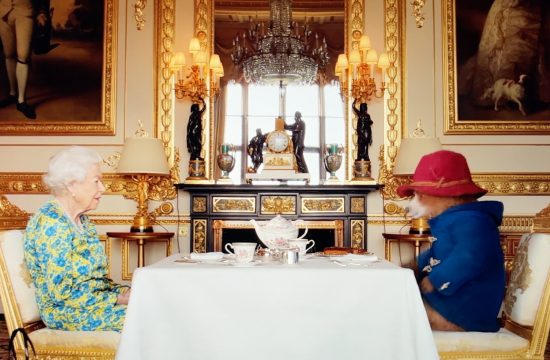 The Queen has tea with Paddington Bear