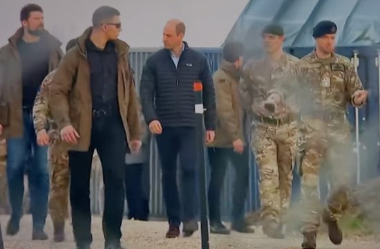 Prince William makes surprise visit to Poland