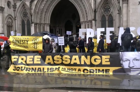 Julian Assange fights US extradition