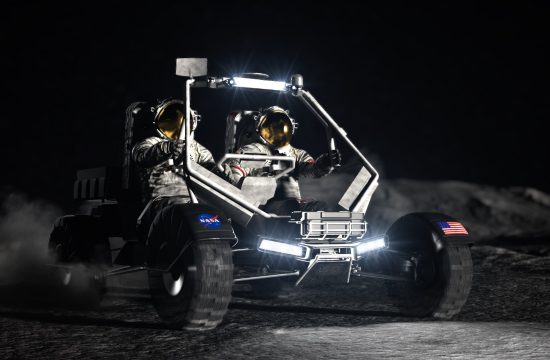NASA: 3 companies to develop vehicles for the Moon