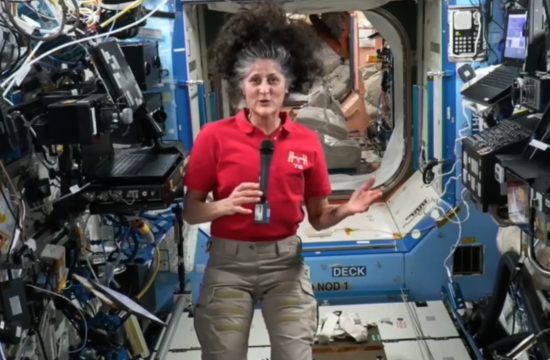 Space Station crew talks with JEKL Institute Denver