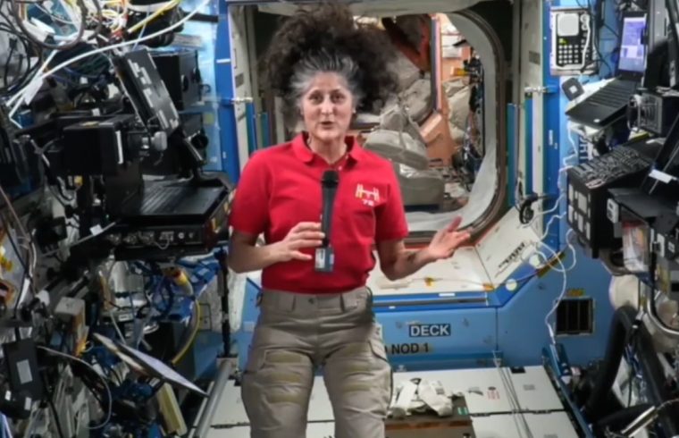 Space Station crew talks with JEKL Institute Denver