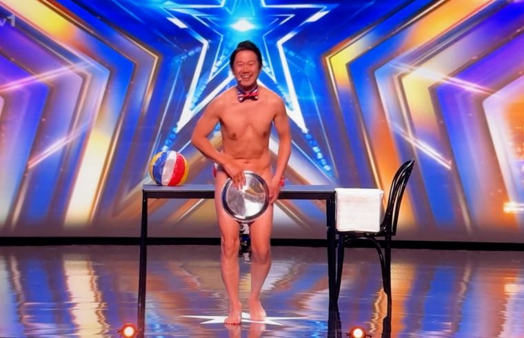 BGT - man gets naked in audition