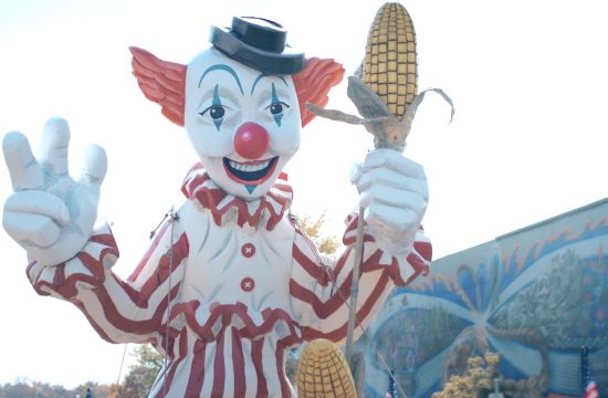 Clown in a Cornfield - trailer
