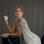 Rosamund Pike - clever with the diamond