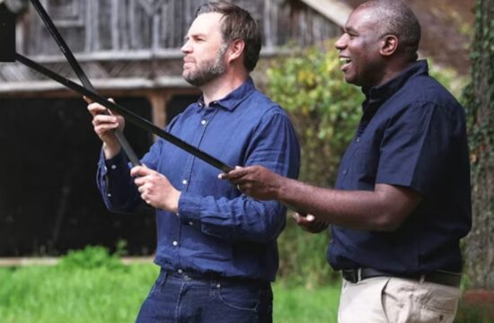 Live: JD Vance Visits UK Country Retreat for Summer Holiday