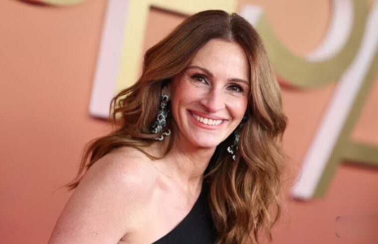 LIVE: Julia Roberts Ayo Edebiri arrive Venice Film Festival