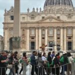 crowds gather to catch glimpse of King's visit