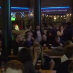 fans support the best