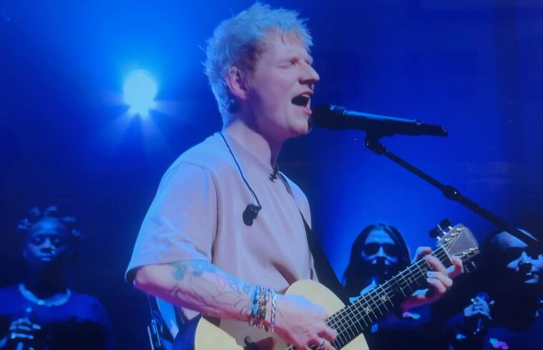Ed Sheeran performs Camera from new album