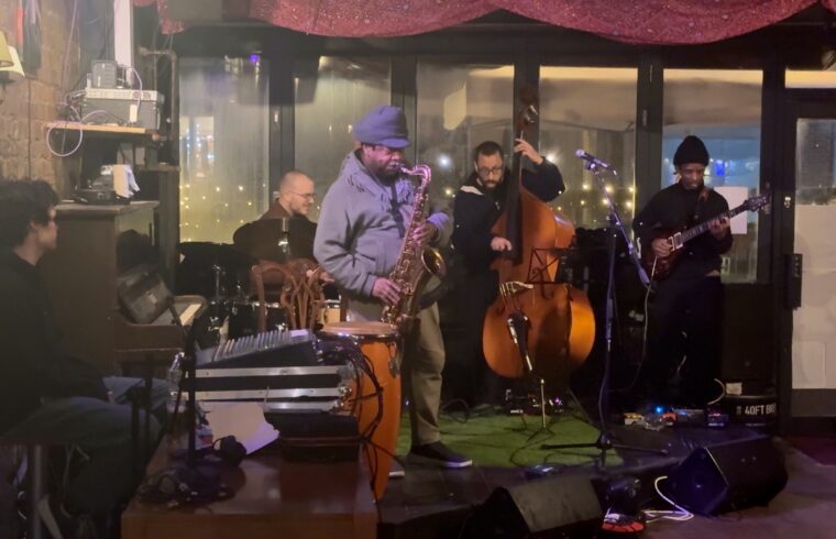 Bukky Leo plays jazz in Hackney