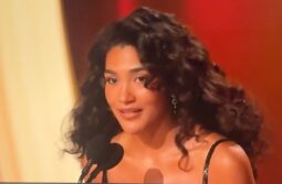 Olivia Dean - Best New Artist - Grammys 2026