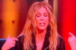 Rita Wilson raps on Claudia Winkleman show