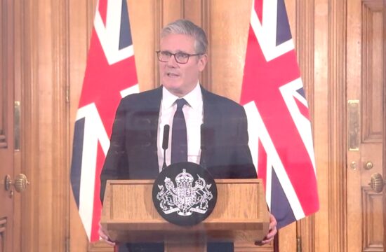 PM: Social Media Ban for under 16s