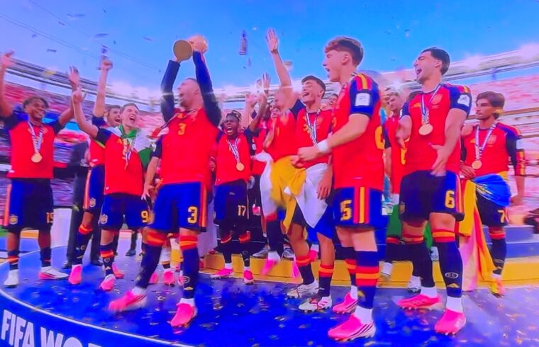 Dominant Spain win World Cup