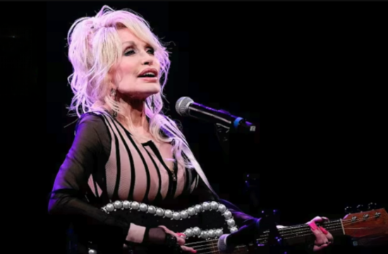 LIVE: Scene at Country Music Hall of Fame after Dolly Parton's Death