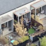 Watch as man given 'roof awakening' by police