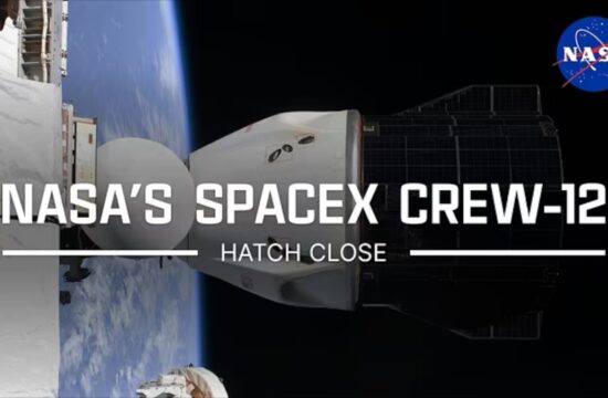 NASA's SpaceX Crew-12 / hatch close